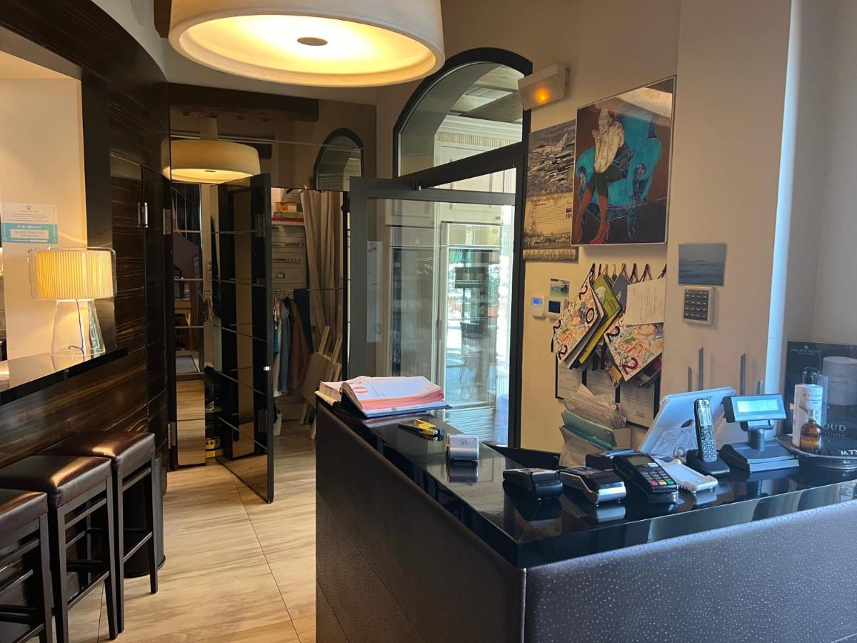 Molo73 Hotel Empoli Bagian luar foto